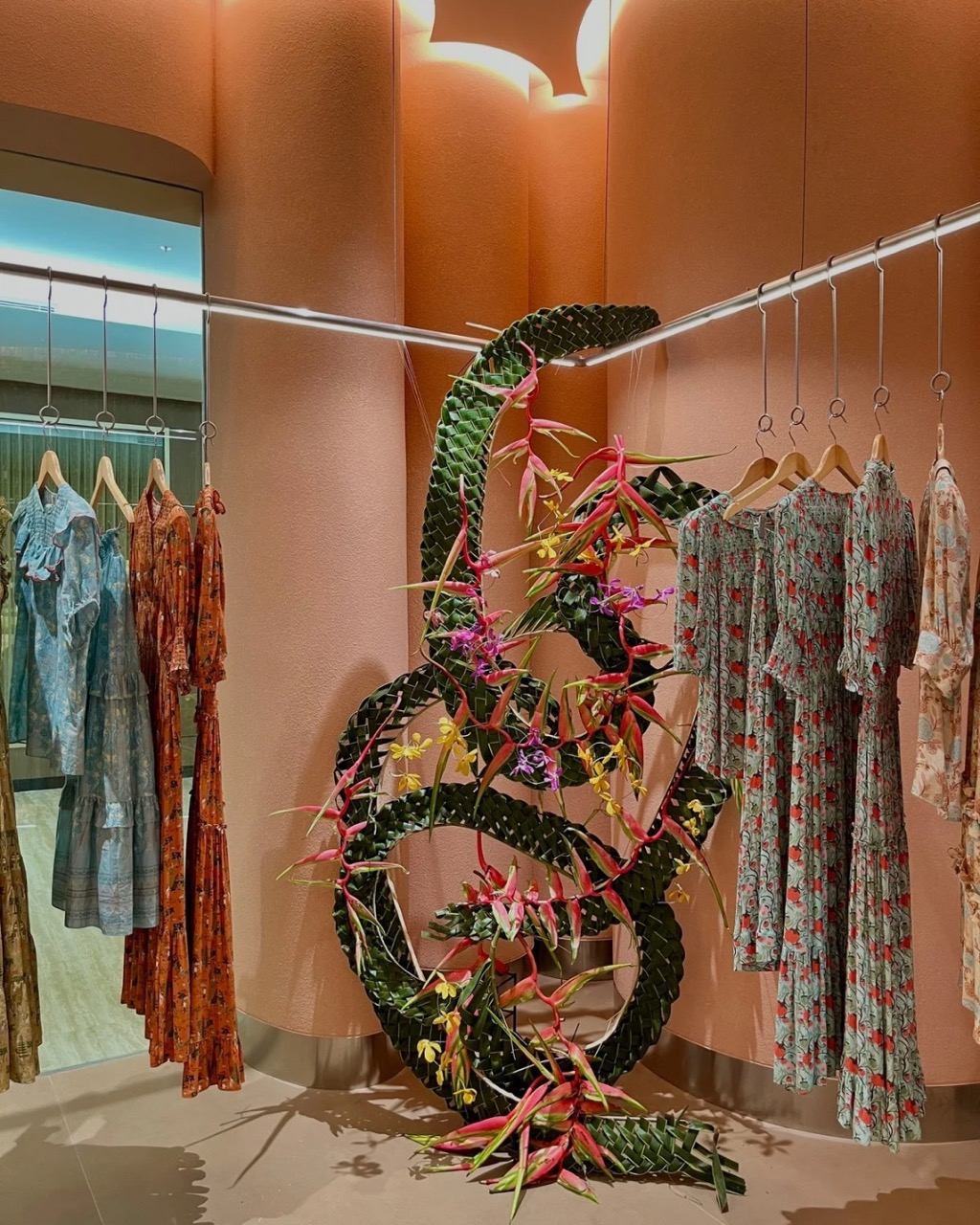 Tropical summer setting for @bahagia.world x @majene.jewels